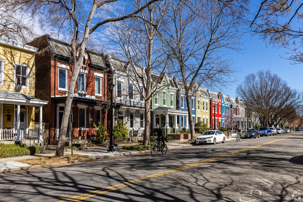 Townhouses hug the sidewalk in The Fan, a popular neighborhood west of downtown Richmond. (CoStar)