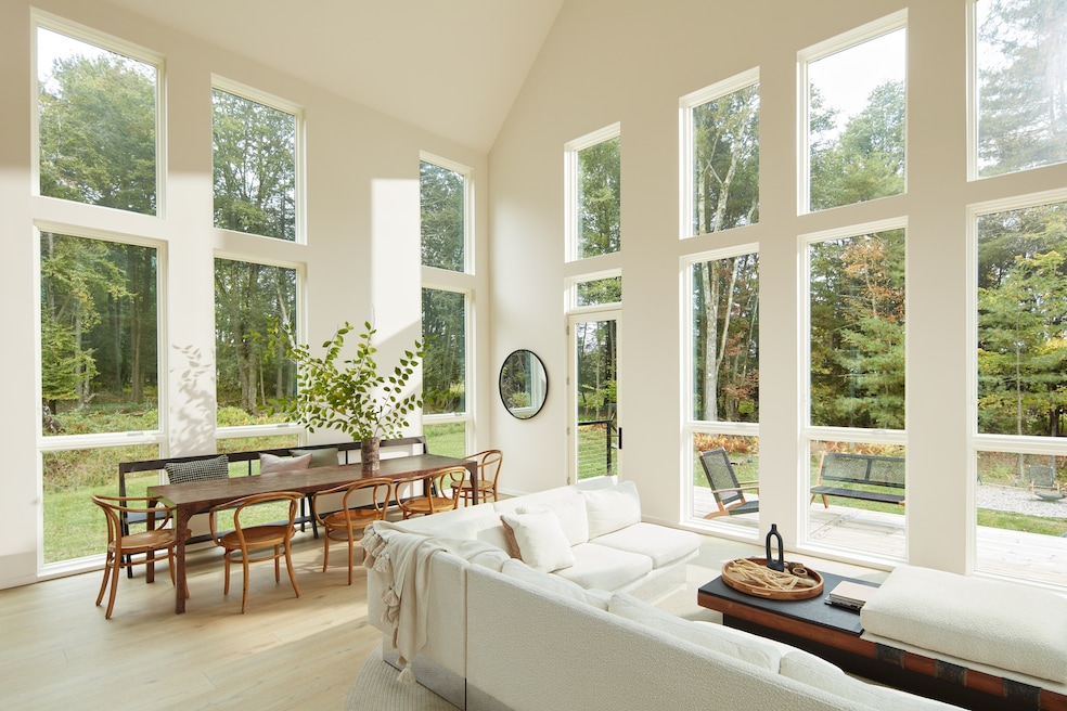 Some paint companies are leaning into wellness culture, including Benjamin Moore with its Eco Spec line. (Benjamin Moore)