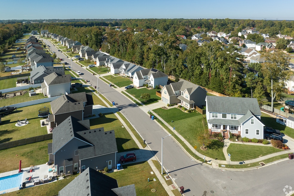 Both of the scoring models now accepted by the mortgage companies take rental payments into account, a change from past practice. (Zach Lipp/CoStar)