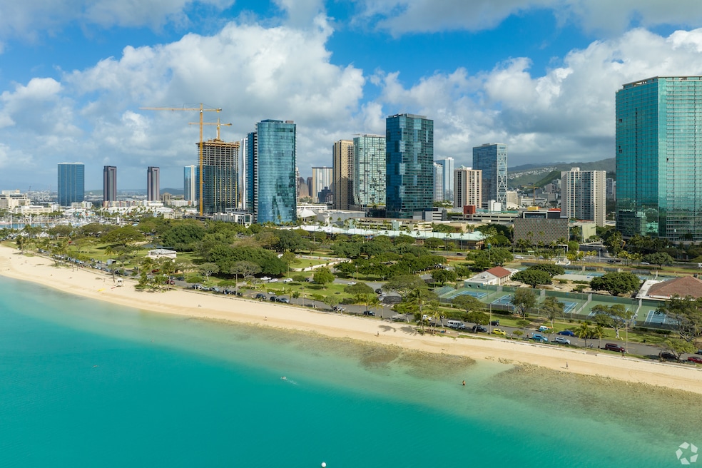 Honolulu's Kaka'ako neighborhood is known for its luxury high rise towers near the beach. (Paul Peck/CoStar)