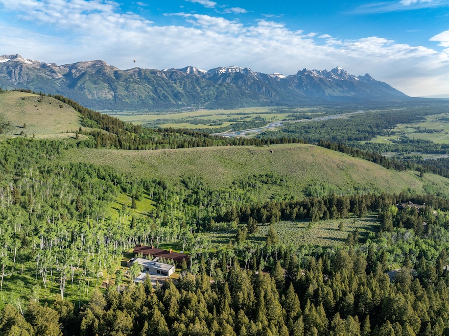 The Jackson, Wyoming, mansion sits on 35-plus acres. (Arden Oksanen)
