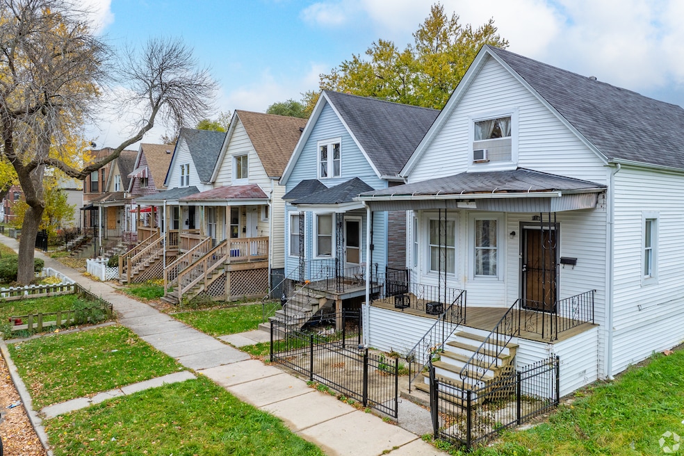 Illinois has the second-highest property taxes in the country, according to the Tax Foundation. (Justin Schmidt/CoStar)