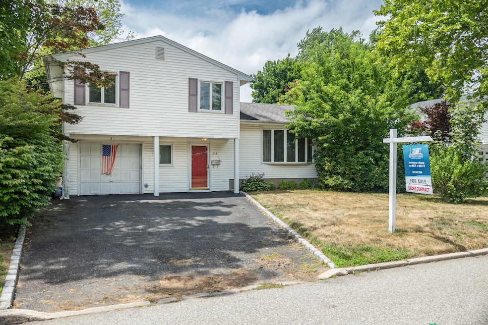 New rules will change the way real estate agents are compensated. (CoStar)