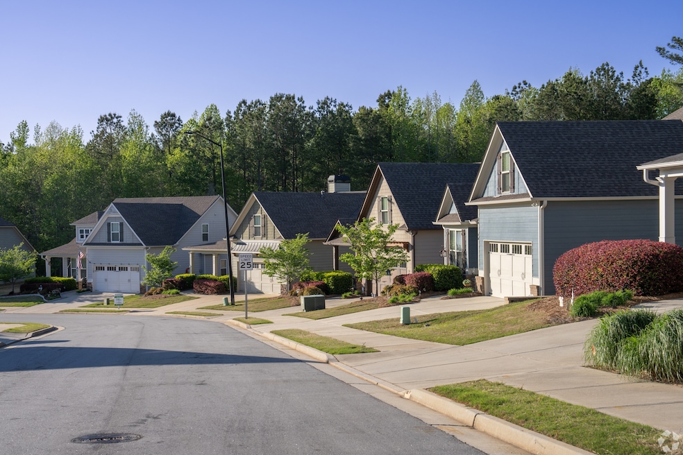 This is a view of a neighborhood in Heritage Pointe in Villa Rica, Georgia. (Kristinah Archer/Homes.com)