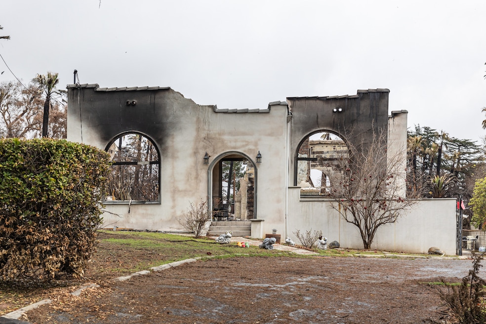 Homeowners in California who have been impacted by natural disasters might soon qualify for greater mortgage relief. (Kalina Mondzholovska/CoStar)