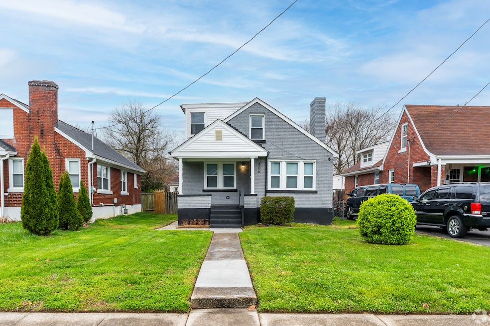 It’s not clear that the rest of the spring buying season, normally the time of year when sales are most brisk, will be better.  (William Brymer/Homes.com)