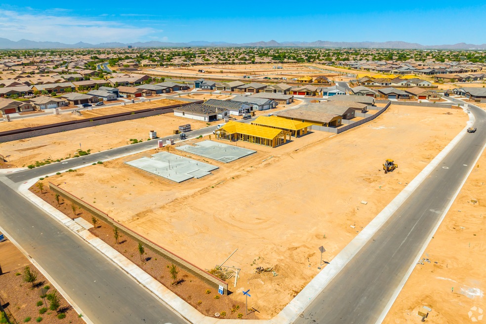 Fast-growing Maricopa, Arizona, is set to get dozens of energy-efficient houses. (Alex Medina/CoStar)