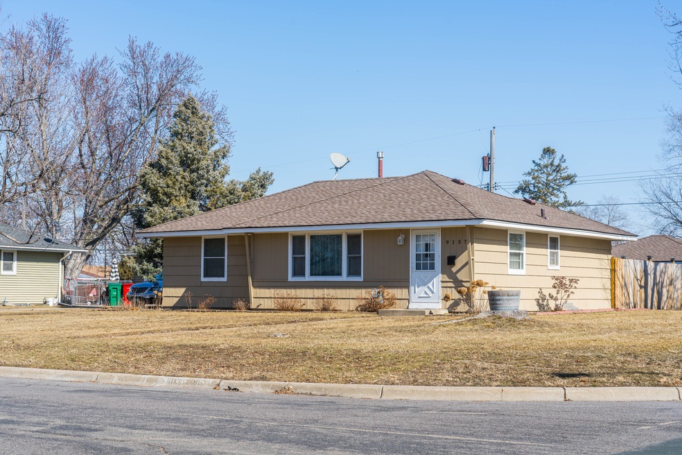 This rambler-style house on the east side of Bloomington, Minnesota, is a typical residence on a small lot that was once common in the Minneapolis suburb. (CoStar)