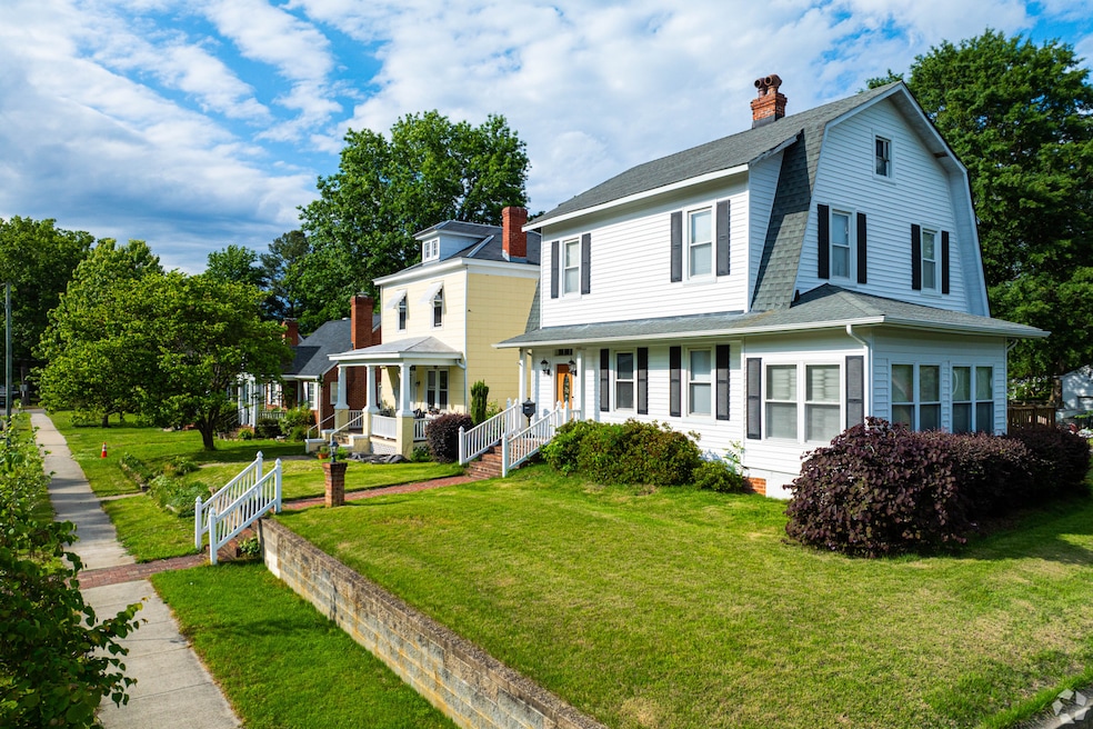 Average mortgage rates climbed closer to 7% after four weeks of declines. (Alicia Helm/CoStar)