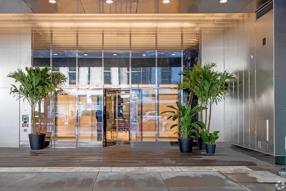 A buyer snagged a condominium unit inside 217 W 57th St. in Manhattan last month, marking one of the priciest residential real estate purchases of the first quarter. (CoStar)