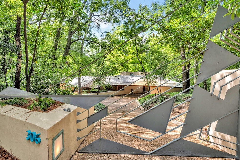This Mississippi Frank Lloyd Wright-designed home was relatively unknown. (G. Douglas Adams Photography)