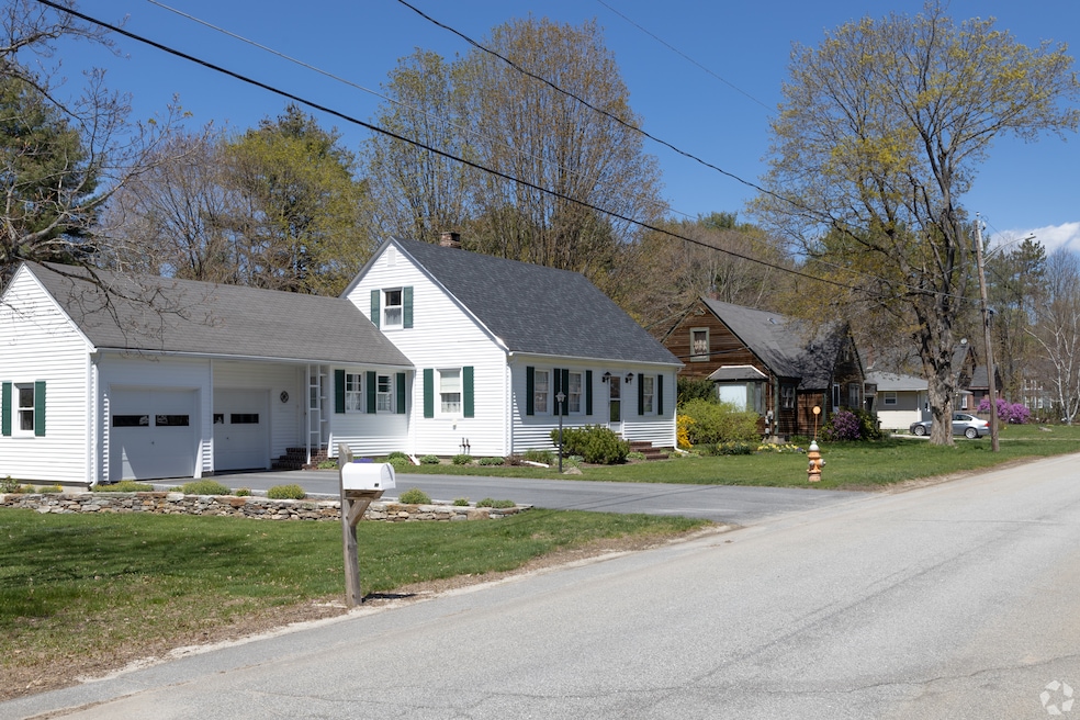 Mortgage rate averages eased slightly on a weekly basis as of Thursday. (Jeff Tippett/CoStar)