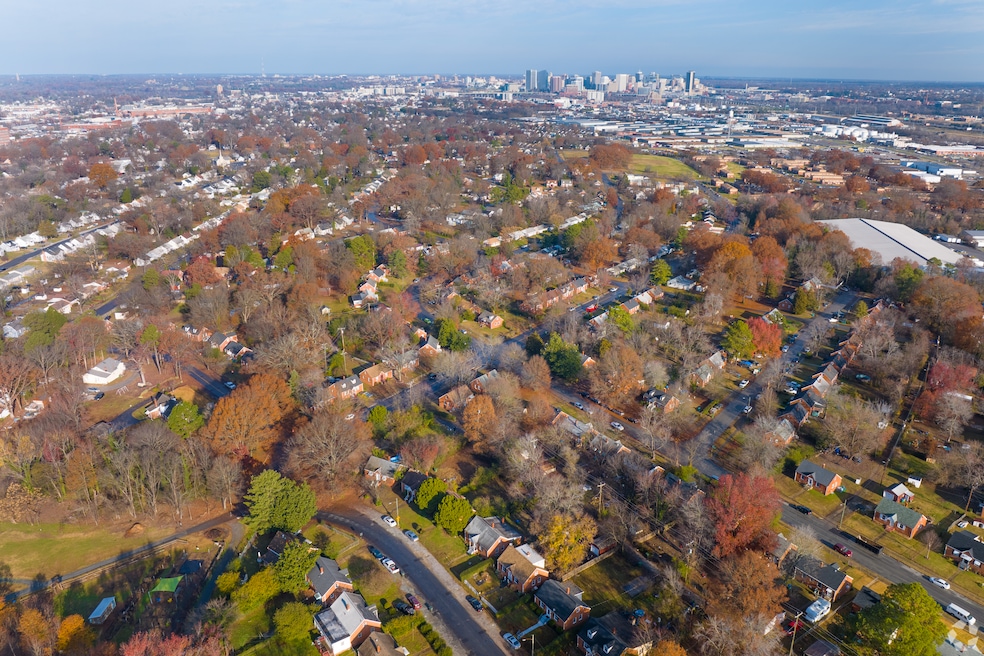 Developers in most parts of Virginia currently aren't obliged to save or replace trees as they build housing. Above, Richmond's Bellemeade neighborhood. (Evan Melgren/CoStar)