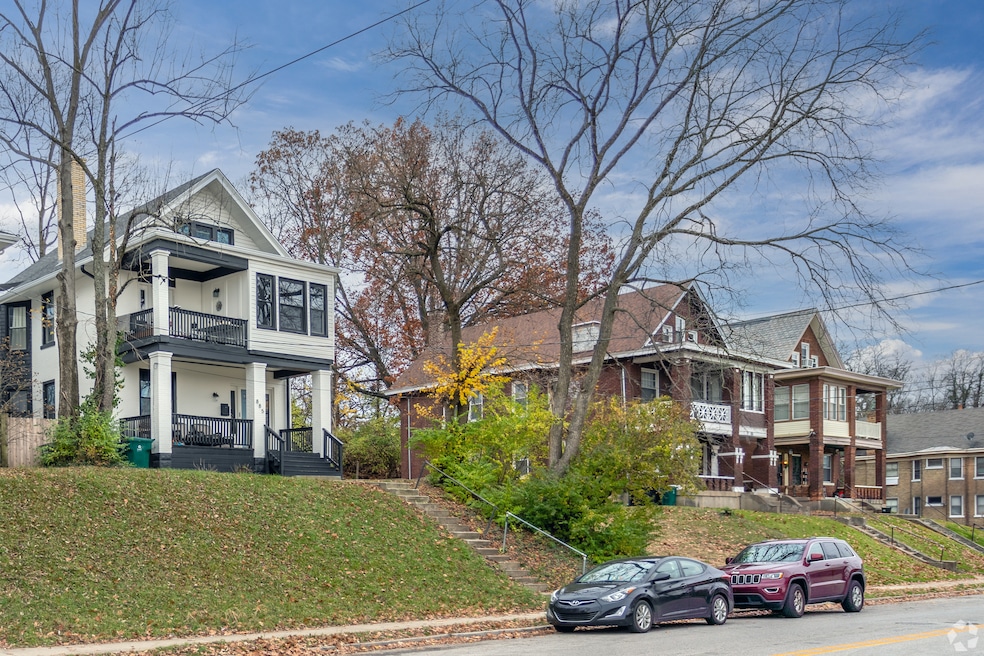 Sales jumped 5.3% in the Midwest in October. Above: Houses in Cincinnati, Ohio's Avondale neighborhood. (Bob Benkert/CoStar)