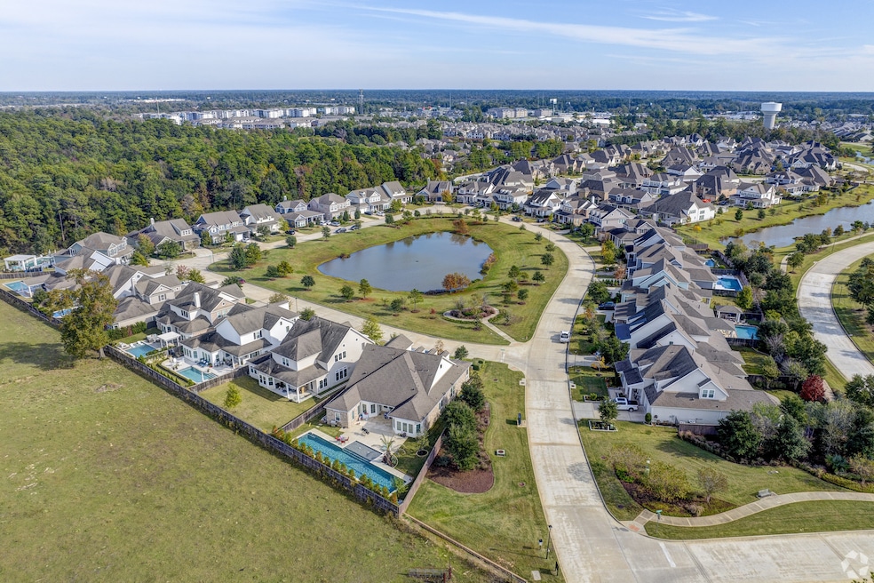 This is an aerial photo of a neighborhood in Conroe, Texas, in fast-growing Montgomery County. (Robert Pierce/CoStar)