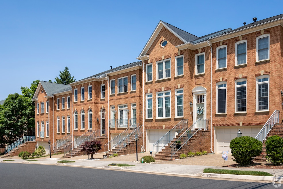 Townhouses near the Tysons commercial area, a few miles west of where Toll Brothers plans to build homes. (Chris Downie/CoStar)