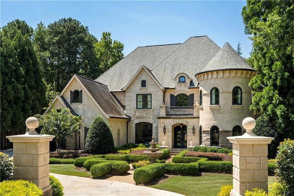 The sale of Kenny Rogers' home in suburban Atlanta is scheduled to close Oct. 7. (Ansley Real Estate Christie's International) 