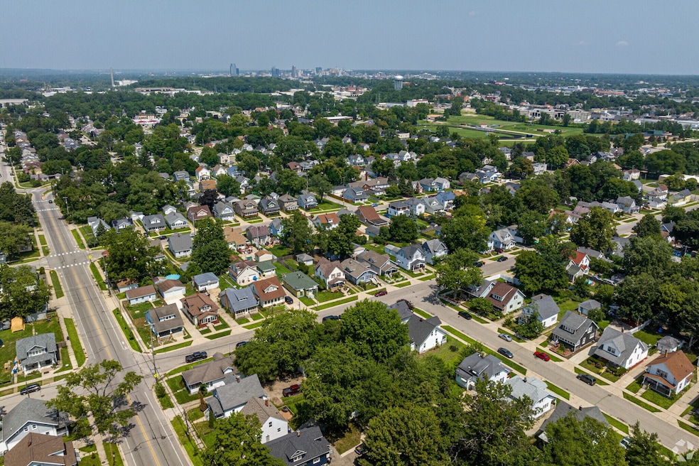 This marks the fifth drop in the 30-year fixed mortgage rate in six weeks. (Jonathan Fairfield/CoStar)