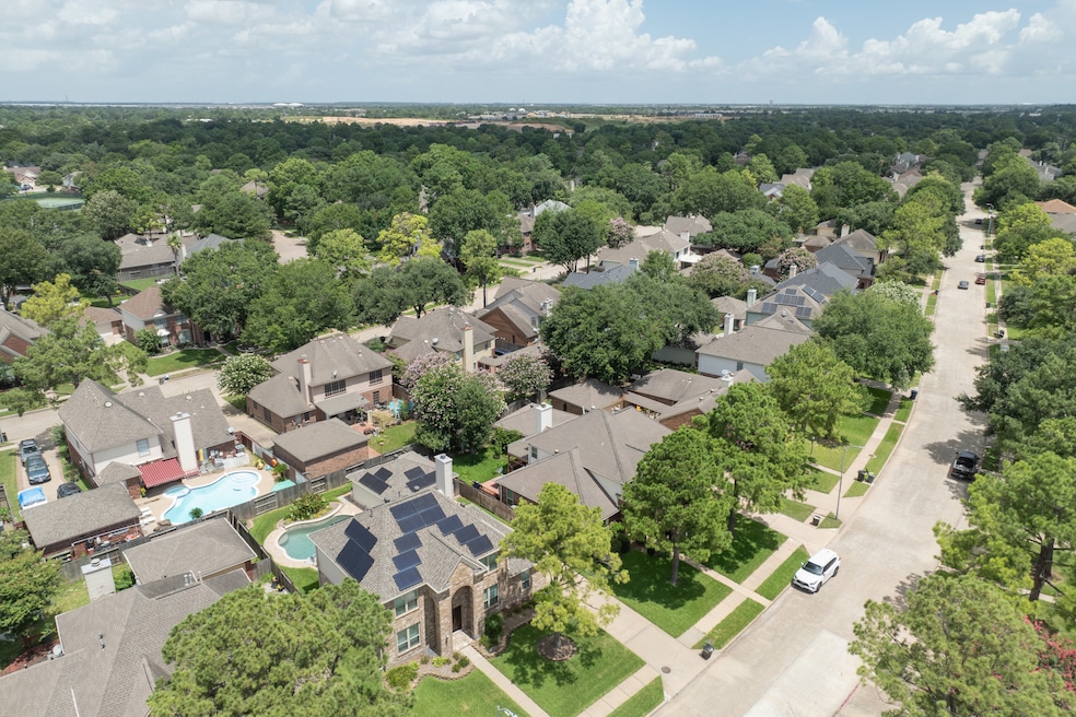 Aerial view of a subdivision in the Addicks - Park Ten (Bear Creek) neighborhood of Houston. (Robert Pierce/CoStar)
