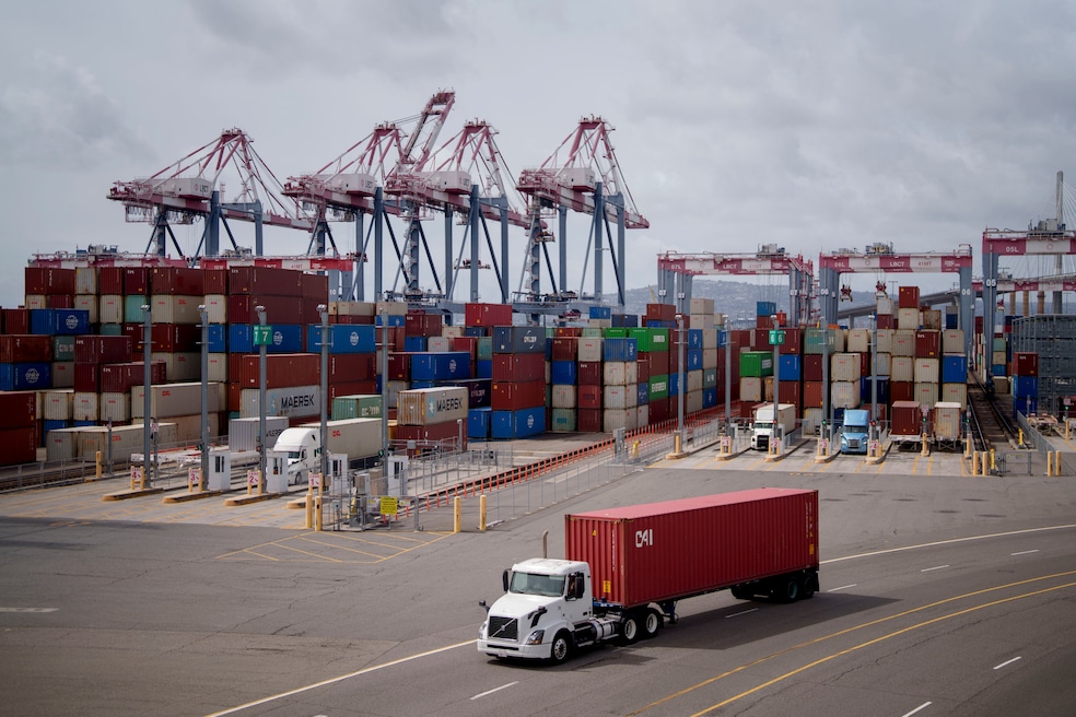Manufacturing activity slowed for the third consecutive month. (Getty Images)