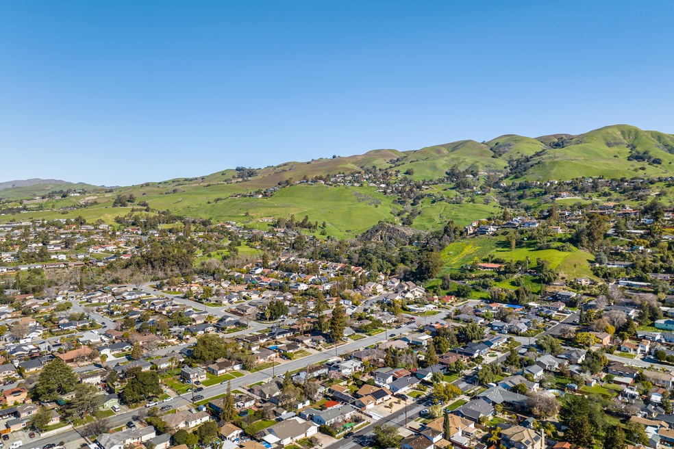 In San Jose, residents making the area's median income have to use 85% of their income to afford the mortgage on a median-priced house, according to a new index. (Anthony Lindsey/CoStar)
