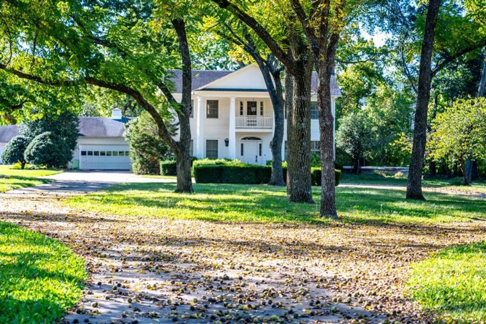 A home once owned by Walmart co-founder James "Bud" Walton is set to be transformed into a botanical garden for the public by a nonprofit in Bentonville, Arkansas. (Peel Compton Foundation)