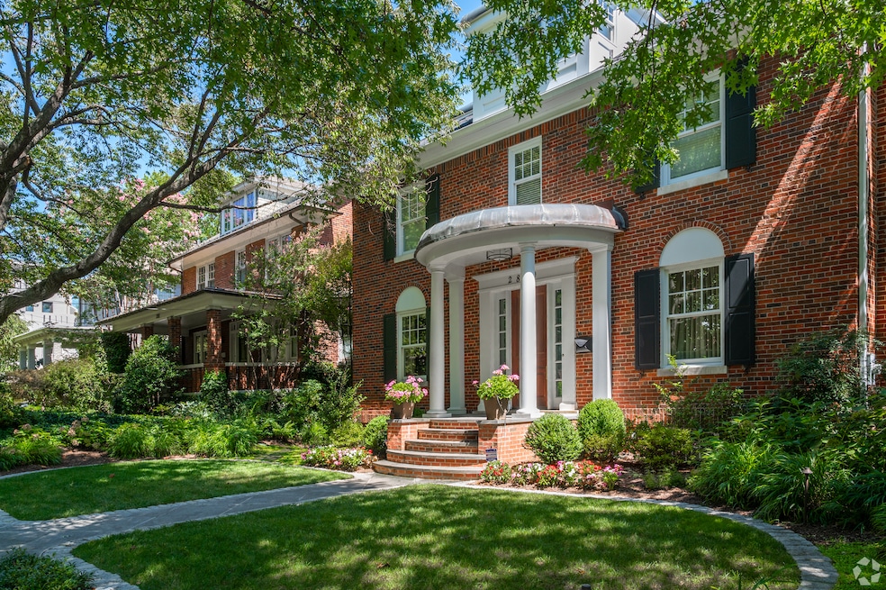 A luxury brokerage in Washington, D.C., added a new team member. (Jack Adams/CoStar)