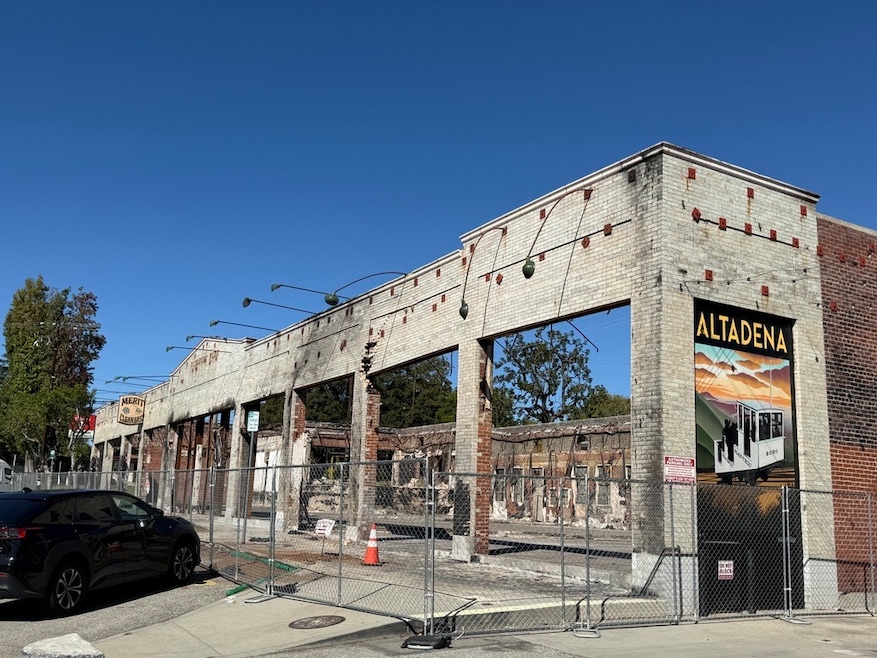 Nearly a year after the Eaton Fire, Altadena is still in the early stages of recovery. (Moira Ritter/Homes.com)