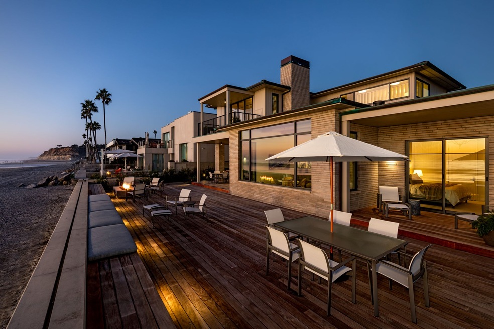 A newly built oceanfront estate is on the market for $75 million in Southern California. (Rande Turner Collective)