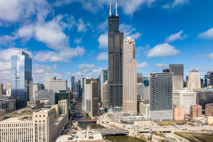 A seven-agent team is now the Terra Group at Compass in Chicago. (Robert Gigliotti/CoStar)