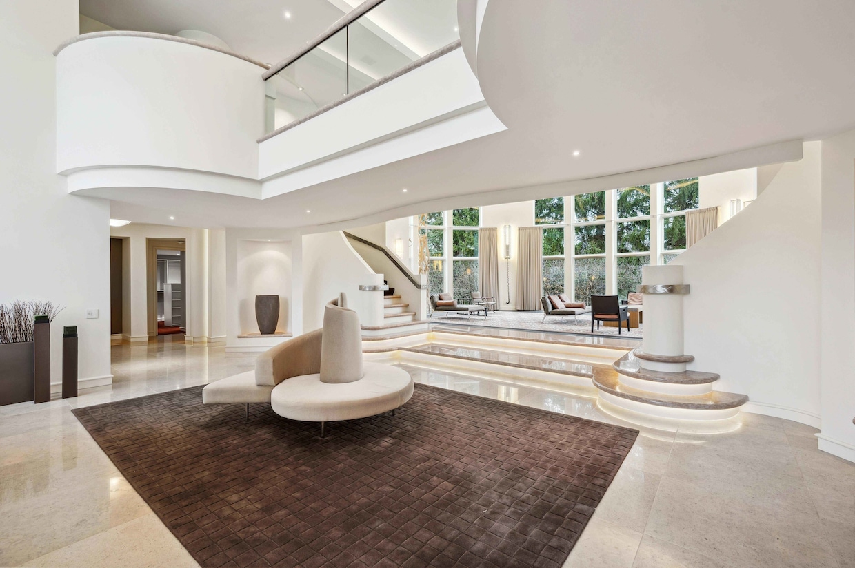 The grand entry of Michael Jordan's former custom estate, now deemed "Champions Point" by the current owner. (Champions Point)