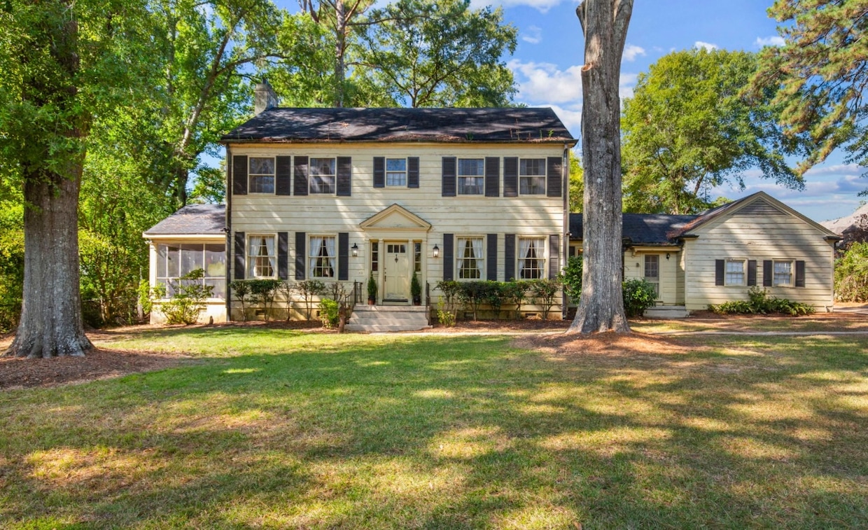 The home at 4019 Old Canton Road in Jackson, Mississippi, is full of the childhood memories of the owner selling it. (Abe Draper/Kimberly Walker)