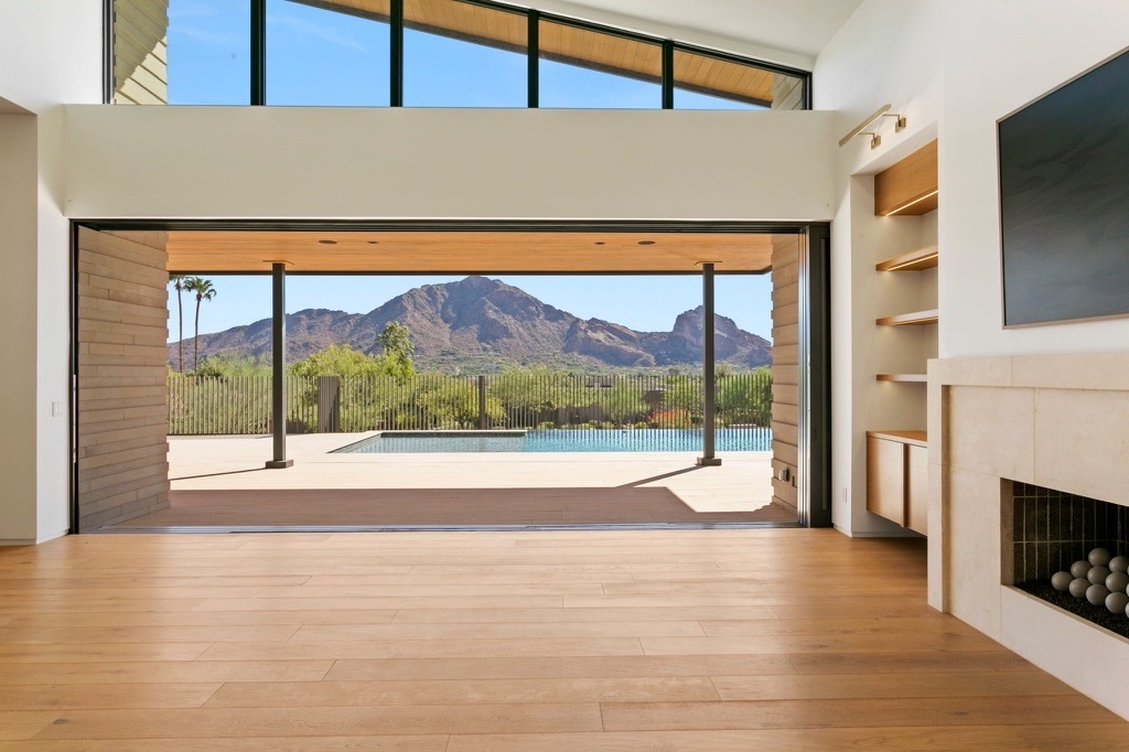 The seller's agent recalls the buyer being wowed by the views of Camelback Mountain during their first tour of the home. (Joe Reifman)