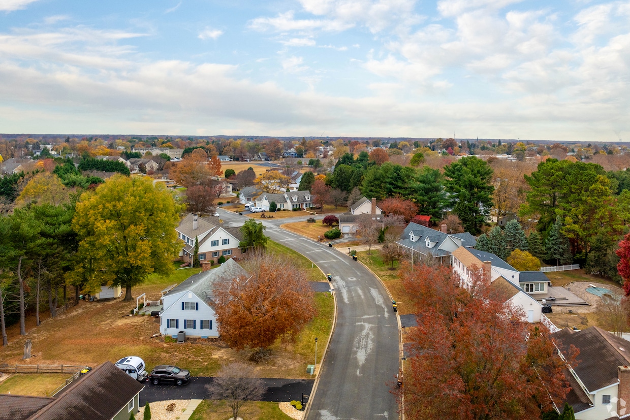 A neighborhood in Smyrna, Delaware. Contracts in the South were a bright spot in September's data. (Conner Baker/CoStar)