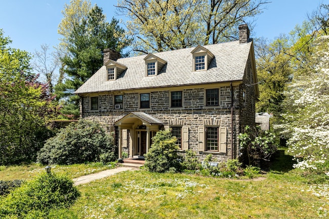 For some buyers, Georgian homes offer lasting appeal