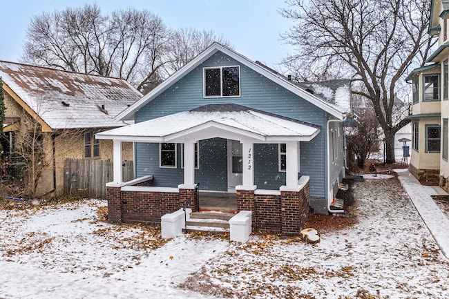 Don’t slip up: Experts offer tips for winter roof clearing