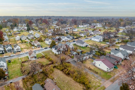 There are signs that housing supply is balancing in the US as more vacant lots become available. Above: Homes and lots in Saint Louis, Missouri. (Brett Bulthuis/CoStar)