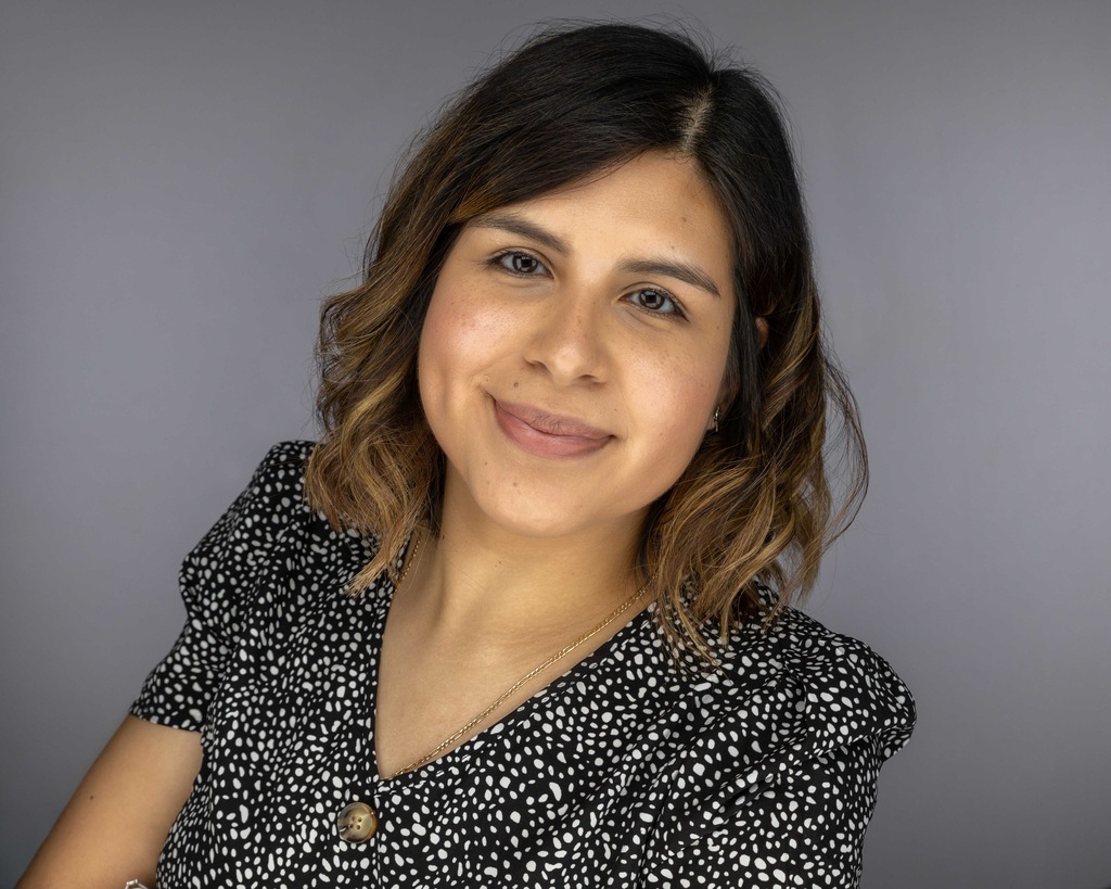 Valeria Amador, Real Estate Agent in Richland, WA