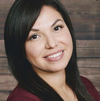 Jessica Duenez Real Estate Agent - Coldwell Banker Real Estate Group