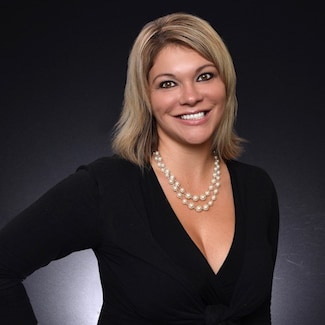 MIRANDA PFAU Real Estate Agent - Avenue Realty