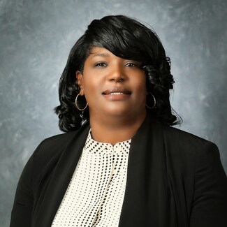 Tywanda Crosby Real Estate Agent - HUNT Real Estate ERA