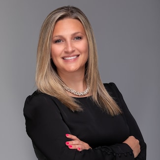 Jenna Windt Real Estate Agent - Berkshire Hathaway HomeServices Starck Real Estate