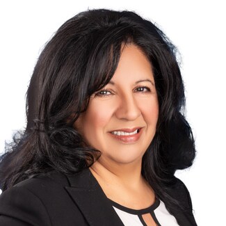 Amelia Hoss Real Estate Agent - Coldwell Banker Assoc.Brkr-Mur