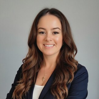 Crystal Harris Real Estate Agent - Coldwell Banker Kivett-Teeters