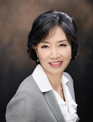Insook Uhm Real Estate Agent