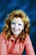 Maria Dos Santos Real Estate Agent - Ideal Real Estate - Chicopee