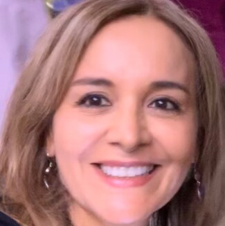 Diana Munoz Real Estate Agent - United Realty Group Inc