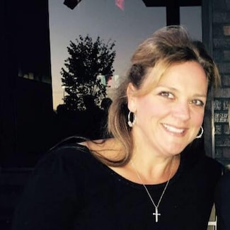 Wellsy Hazelhurst Real Estate Agent - Chucktown Homes Team by LPT