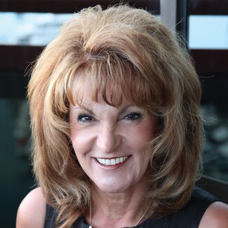 Maria Constantine Real Estate Agent - Realty One of New Mexico