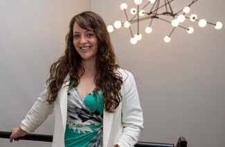 Sarah Ernest Real Estate Agent - Cummings & Co. Realtors